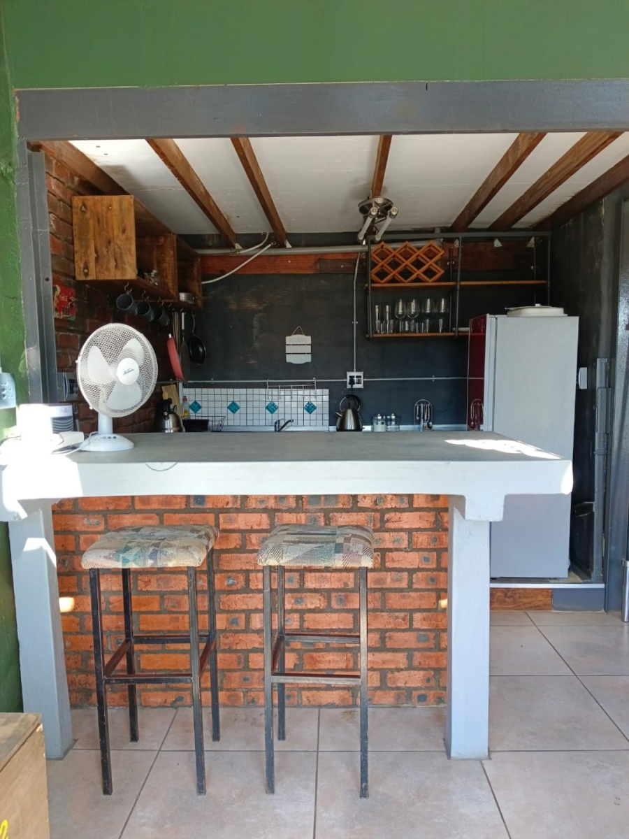 6 Bedroom Property for Sale in Bayswater Free State